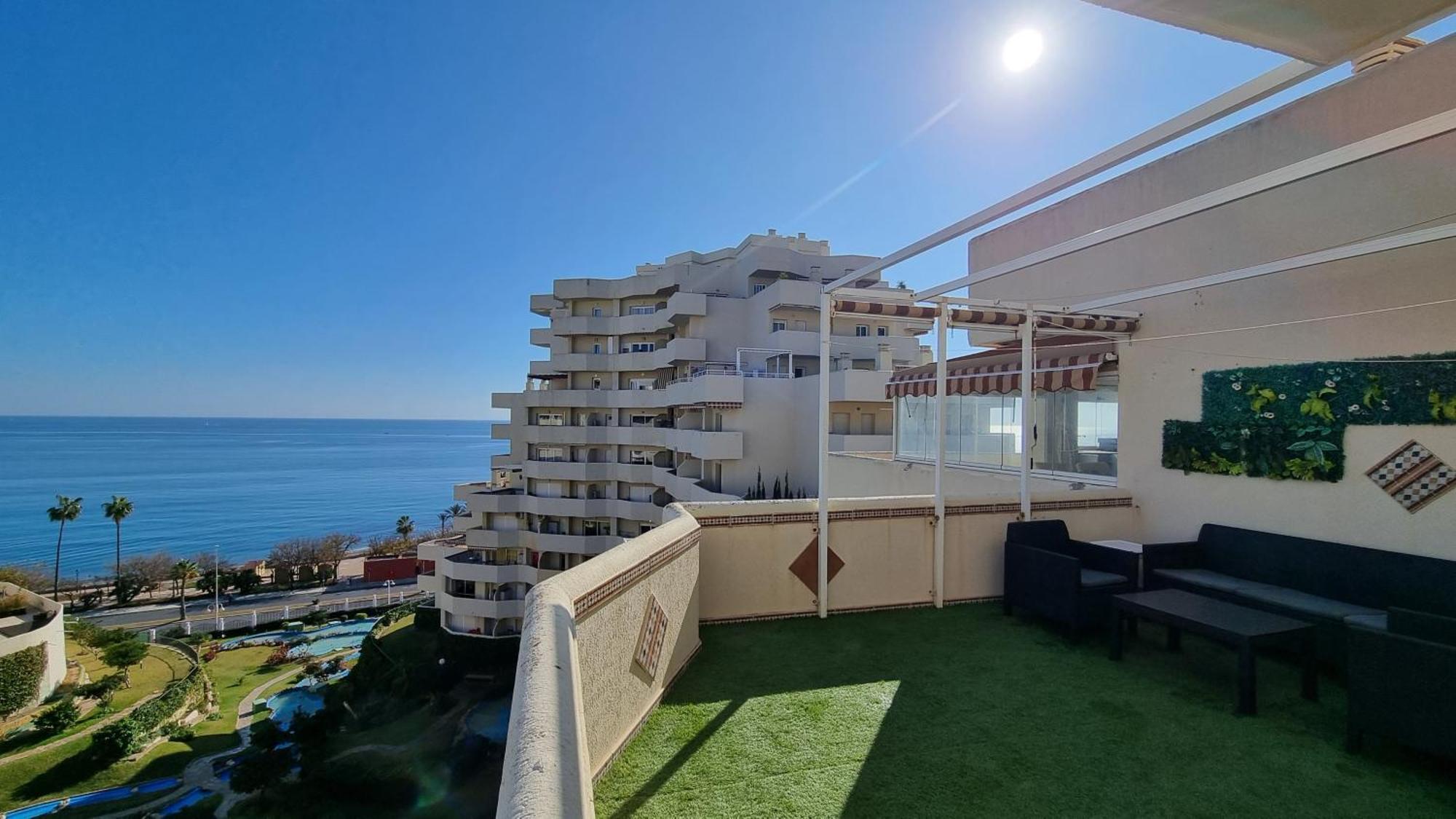 Benalbeach. Espectacular Terraza, Vistas Al Mar. Benalmadena Luaran gambar