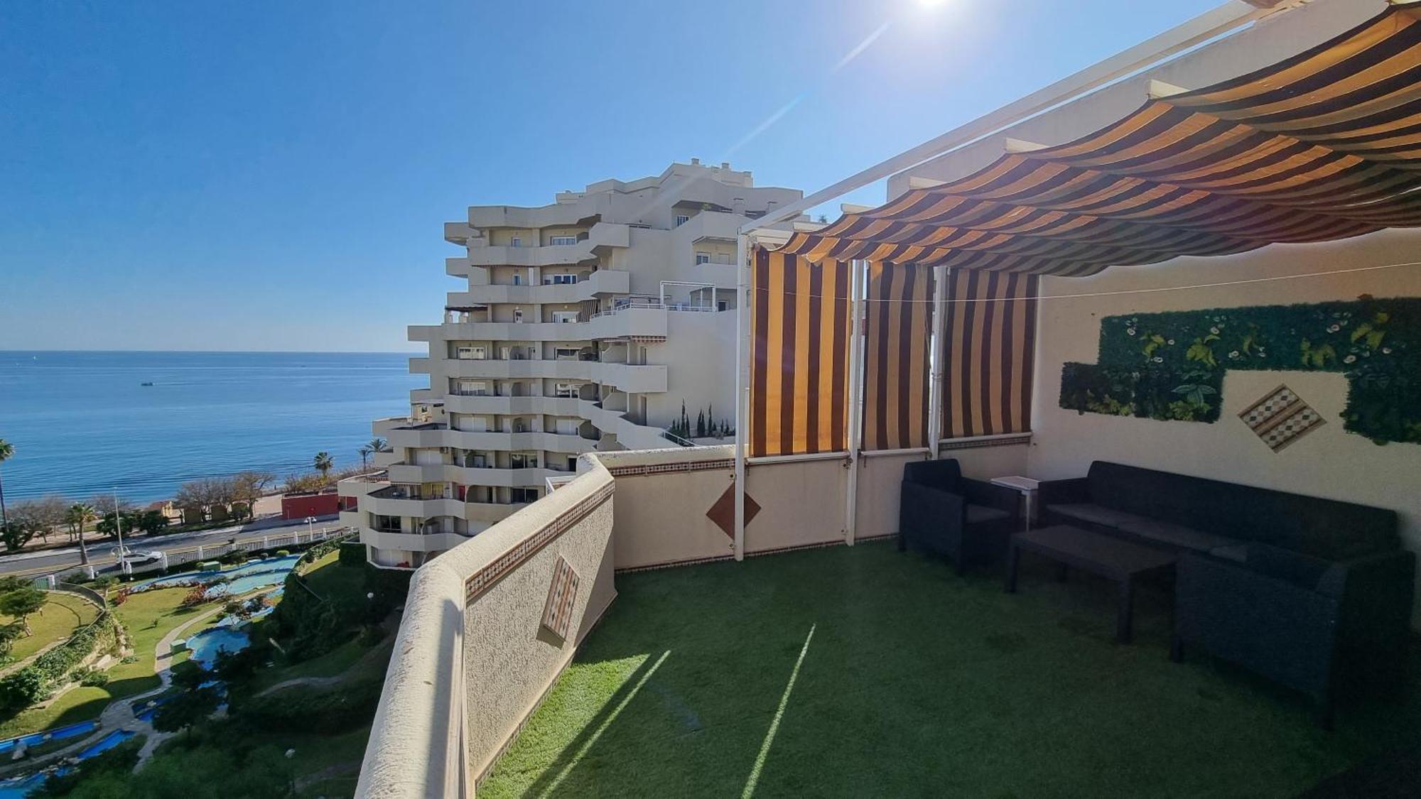 Benalbeach. Espectacular Terraza, Vistas Al Mar. Benalmadena Luaran gambar